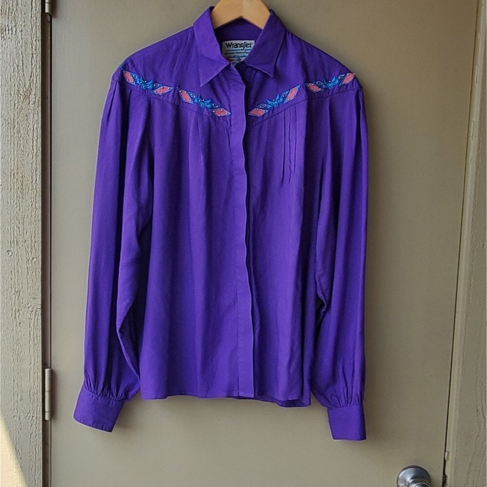 Vintage 90s Wrangler Western Cowgirl Purple Beaded long sleeve Button Down shirt